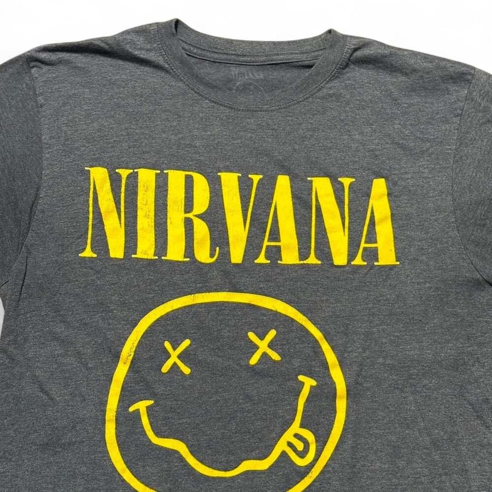 Nirvana Graphic Band T-Shirt Medium Heather Blue Smiley Face Tee